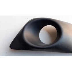 KRATKA ZDERZAKA HALOGENU PRAWA DACIA LOGAN SANDERO