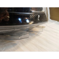 LAMPA PRAWY PRZÓD 9832836480 OPEL ZAFIRA D VIVARO C 00218274-01 EU