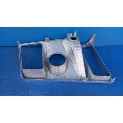 VOLVO FH 2005 FH12 FH16 2003- OBUDOWA RAMKA LAMPY PRAWY PRZÓD ODBŁYŚNIK