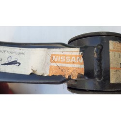 ŁAPA PODUSZKA WSPORNIK SILNIKA NISSAN STANZA 82-84