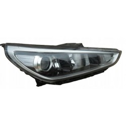LAMPA PRAWY PRZÓD REFLEKTOR EU 92102-Q4020 HYUNDAI I30 III 3