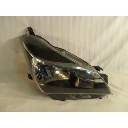 LAMPA PRAWY PRZÓD EU TOYOTA YARIS III LIFT 2014- ŁADNA