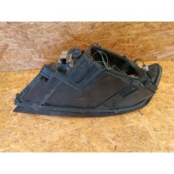 LAMPA PRAWY PRZÓD EU XENON 30698890 VOLVO S40 II V50