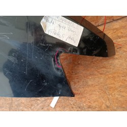 BŁOTNIK PRAWY PRZÓD MITSUBISHI SPACE WAGON 98-