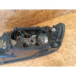 LAMPA PRAWY PRZÓD EU XENON 30698890 VOLVO S40 II V50