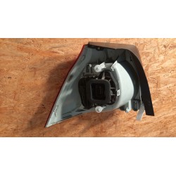 VOLKSWAGEN GOLF V LAMPA TYLNA TYŁ PRAWA 4VFX-13404-AA