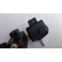 SILNICZEK LAMPY REFLEKTORA NISSAN MICRA K12