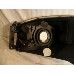 LAMPA PRAWY PRZÓD REFLEKTOR DODGE RAM 1500 2500 3500 2006-