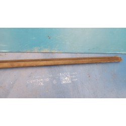 LISTWA USZCZELKA SZYBY SUZUKI IGNIS I