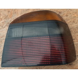 VOLKSWAGEN GOLF III LAMPA PRAWA TYŁ TYLNA 1H6945112B