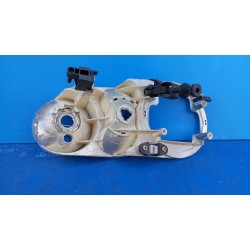 OBUDOWA ODBŁYŚNIK XENON LAMPY PRAWY PRZÓD VW GOLF IV 4 1305300183