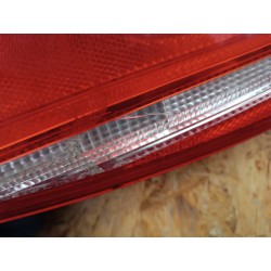3AF945094K LAMPA PRAWY TYŁ W KLAPE VW PASSAT B7