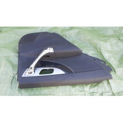 BOCZEK TAPICERKA LEWY TYŁ INFINITI QX70 FX35 S51