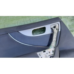 BOCZEK TAPICERKA LEWY TYŁ INFINITI QX70 FX35 S51