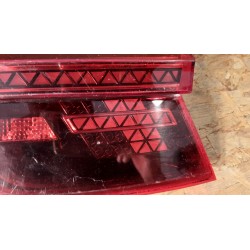 VOLKSWAGEN TIGUAN II LAMPA LED TYŁ TYLNA PRAWA W KLAPĘ 5NA945308D