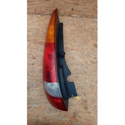 NISSAN ALMERA TINO LAMPA LEWA TYŁ TYLNA