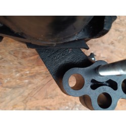 TOYOTA AVENSIS T27 2.2 DIESEL PODUSZKA ŁAPA SILNIKA