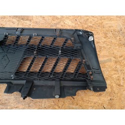 KRATKA GRILL ATRAPA ZDERZAKA PRZÓD MN117713 MITSUBISHI PAJERO III