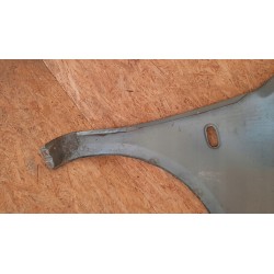 MITSUBISHI L200 05- BŁOTNIK LEWY PRZÓD ORYGINALNY