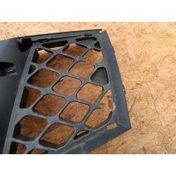 KRATKA GRILL ATRAPA ZDERZAKA PRZÓD 2310EB400 NISSAN NAVARA D40