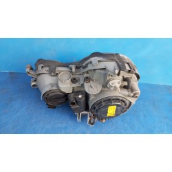 LAMPA PRAWY PRZÓD REFLEKTOR XENON EU MERCEDES CLK W208