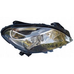 LAMPA PRAWY PRZÓD EU A2468200261 MERCEDES B KLASA W246 2011-