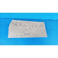 ODBŁYŚNIK SOCZEWKA LAMPY PRAWY PRZÓD 1305310521 AUDI A5 8T A4 B6