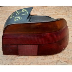 BMW E39 SEDAN LAMPA PRAWY TYŁ TYLNA 8358032
