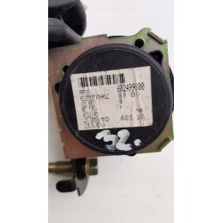 PAS BEZPIECZEŃSTWA TYŁ ŚRODKOWY MAZDA 3 BK