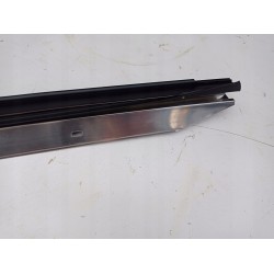 LISTWA ZGARNIAJĄCA NAKŁADKA NISSAN ALMERA N16