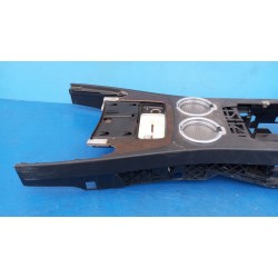 TUNEL ŚRODKOWY UCHWYT NA NAPOJE KUBKI BMW SERIA 7 E65 01-05 8223327