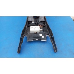 TUNEL ŚRODKOWY UCHWYT NA NAPOJE KUBKI BMW SERIA 7 E65 01-05 8223327